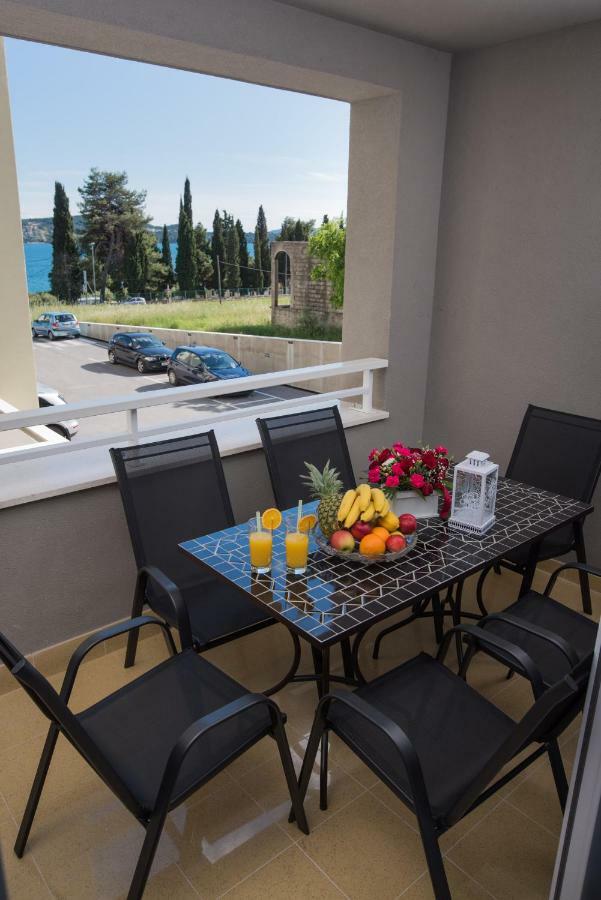 Little Beauty Apartment Trogir Luaran gambar